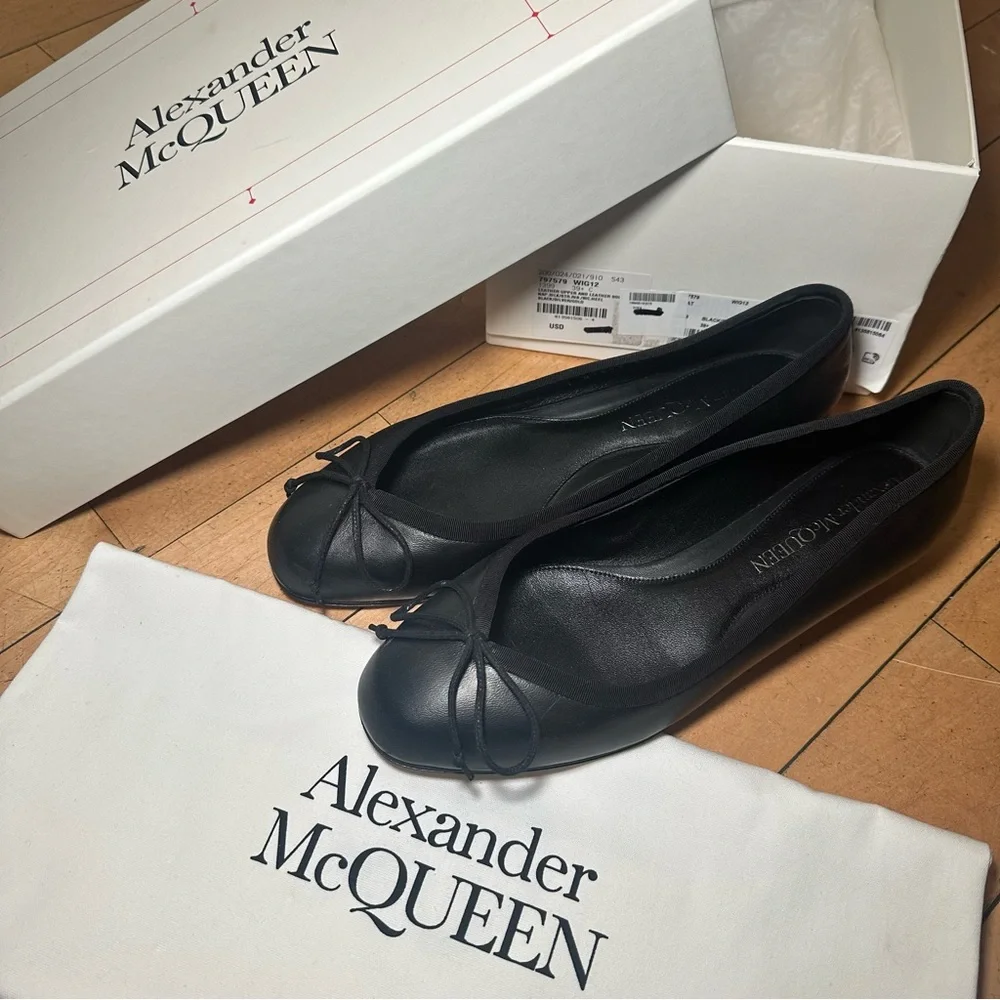 Alexander McQueen Black Armadillo Bow-Detailed Ballet Flats Size 39.5/9.5